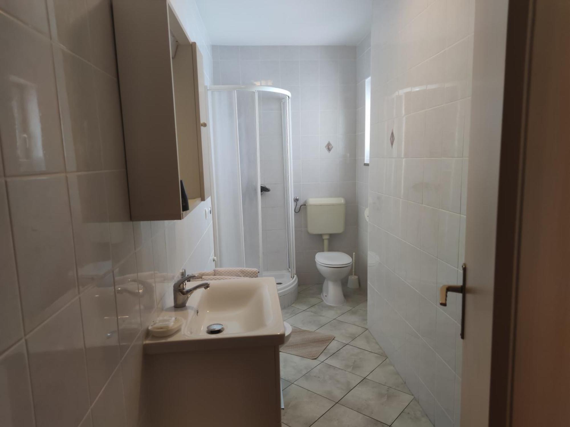 Apartments Dijana Кърк Екстериор снимка
